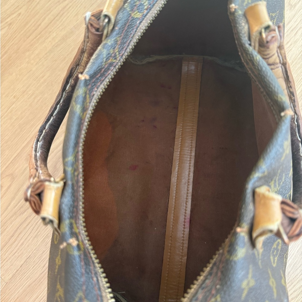 Louis Vuitton Vintage Speedy Bag - Picture 7 of 8